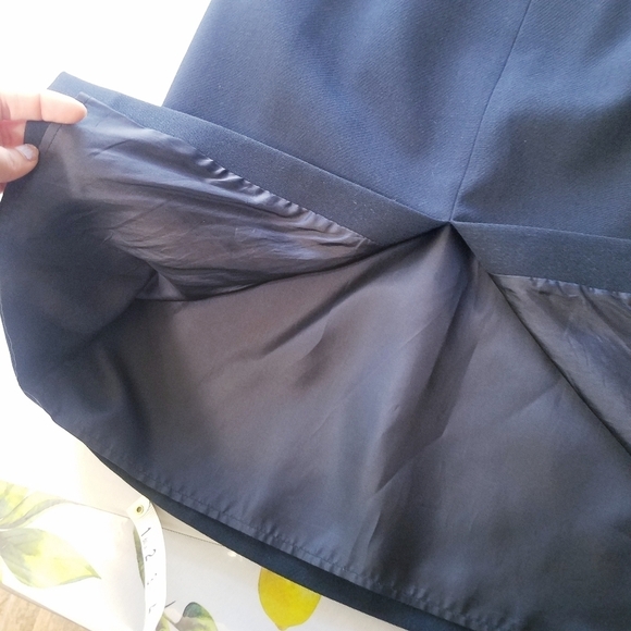 Michael Kors | Classic Midi‎ Skirt, size 10 - Picture 2 of 11